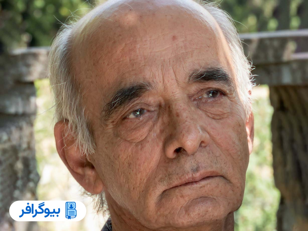 داریوش عیاری