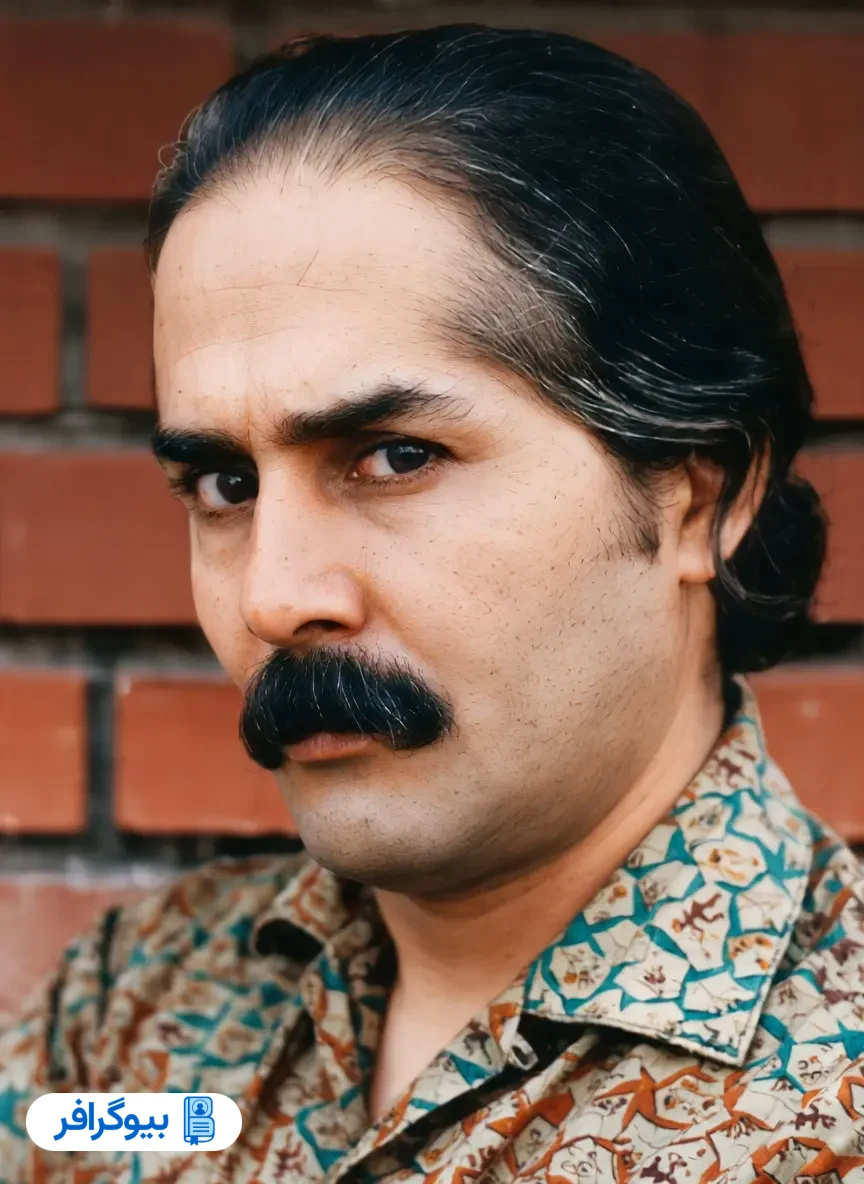 مهدی اخوان ثالث در جوانی