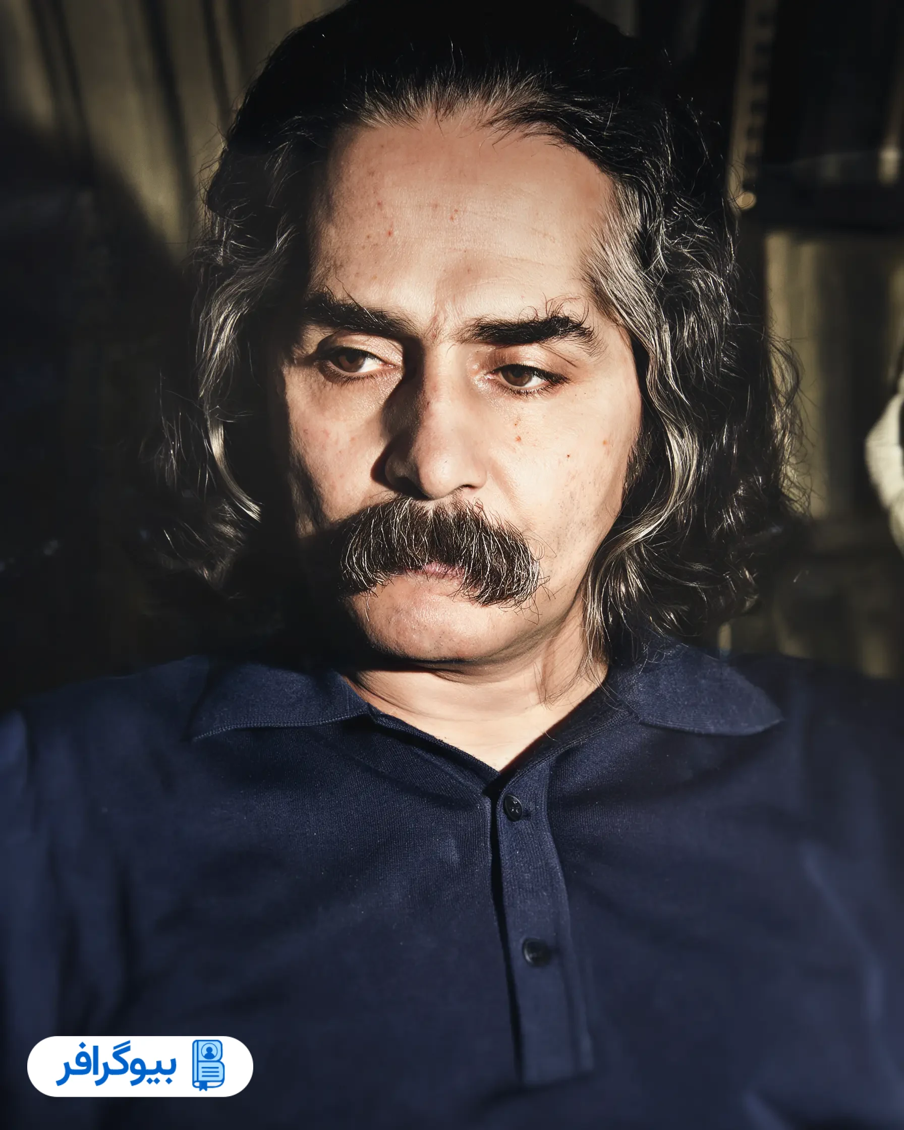 مهدی اخوان ثالث در میانسالی